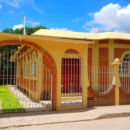 Willa Casa Cerca De La Media Luna Río Verde Zewnętrze zdjęcie